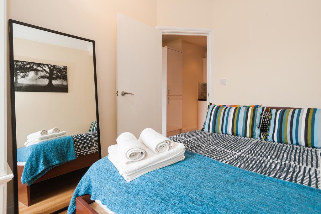 Kings Cross Apartment London Room photo