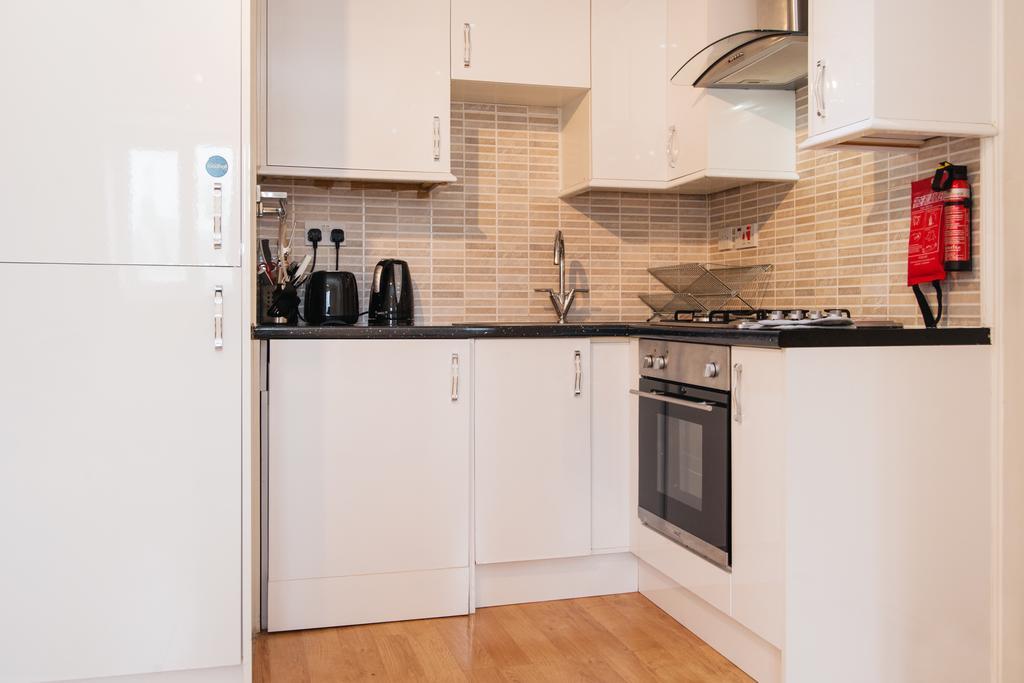 Kings Cross Apartment London Room photo