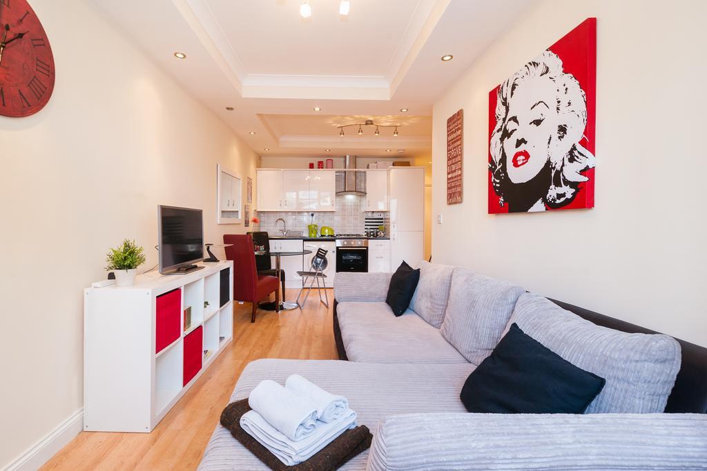 Kings Cross Apartment London Room photo