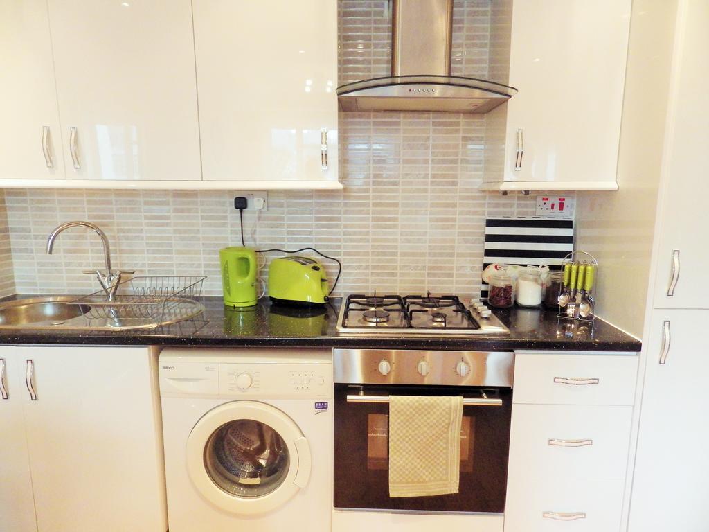 Kings Cross Apartment London Room photo