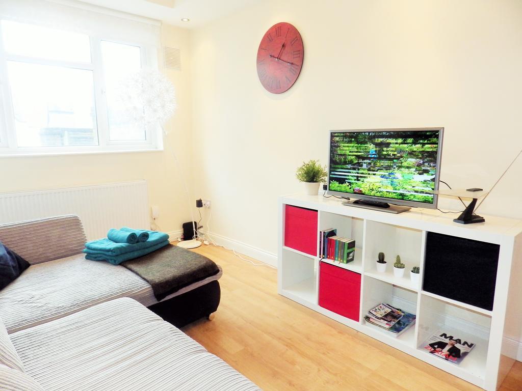 Kings Cross Apartment London Room photo